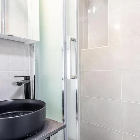 Guestready - Peaceful Retreat In Canal St Martin Apartment